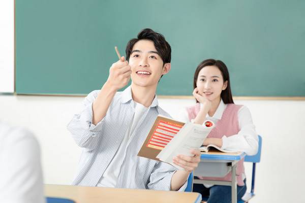 广州英语口语培训收费及其影响因素插图